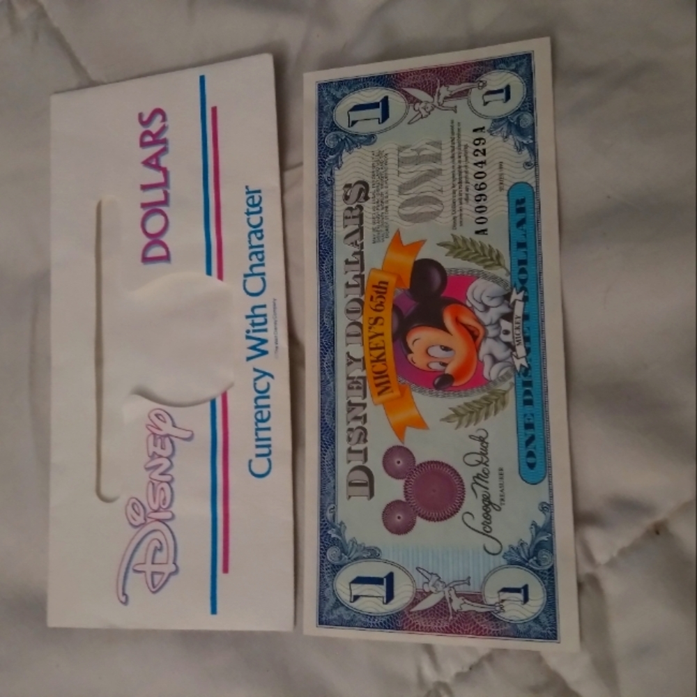 Rare 1993 A series Disney Dollar in A+ condition